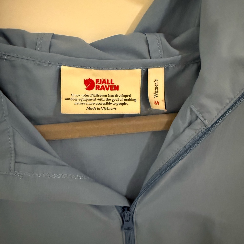 Fjallraven Light Blue Pullover Hooded Windbreaker - Picture 2 of 3